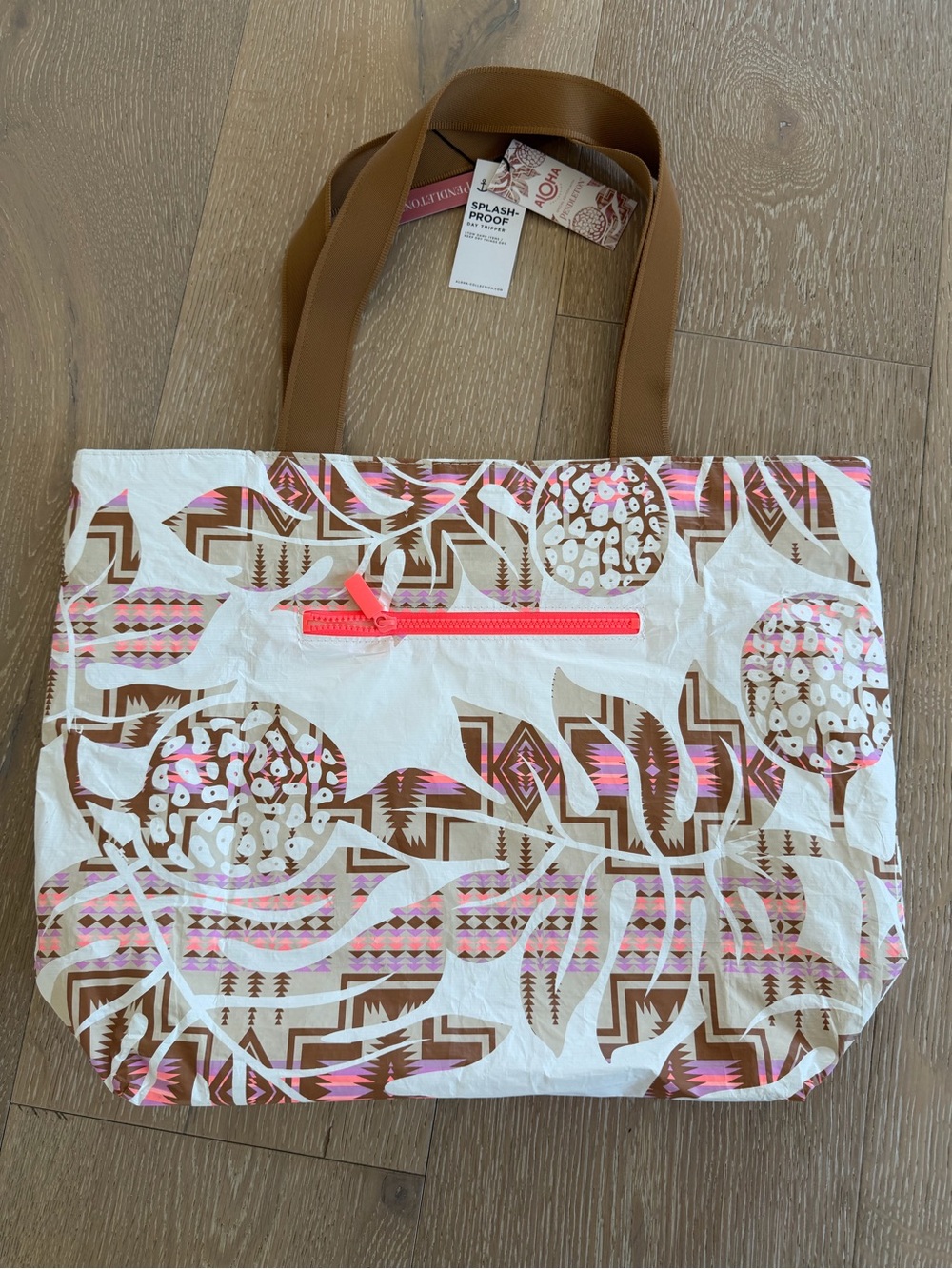 ALOHA Collection White, Brown & Pink Patterned Tote - Picture 2 of 4